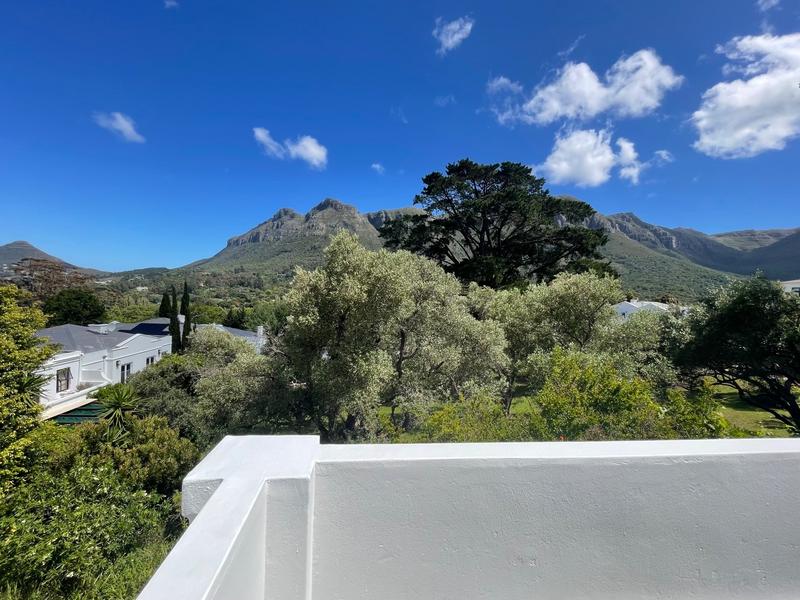 4 Bedroom Property for Sale in North Oaks Western Cape